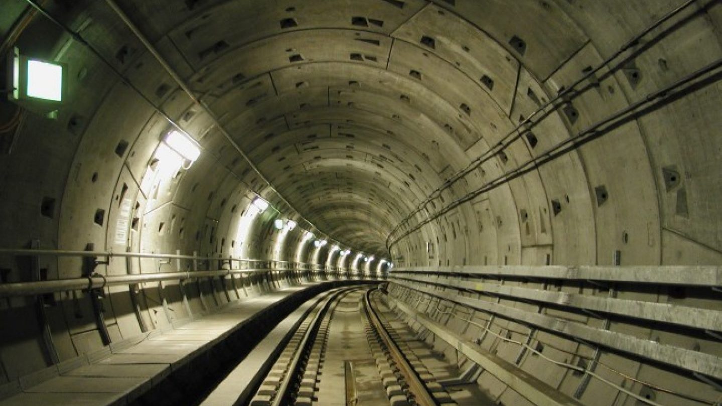 metro-tunnel1-1440x1078
